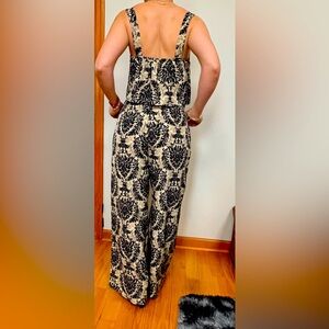 Chic Black and Cream two piece with Wide-Leg and Open Back